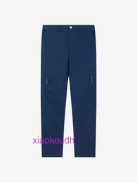 AA Bbrbry Designer New Summer Classic Casual Unisex Pants Inköp Springsummer nya produkter med blixtlåsfickor för Simple