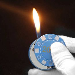 Lighters New Innovative Casino Chip Metal Lighter Gas Personalised Butane Torch Oil Smoke Portable Mini Fun Tool S24513