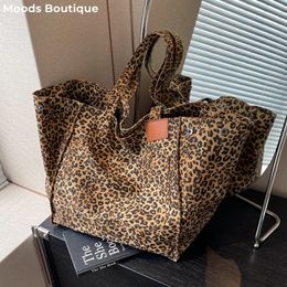Oversized Leopard Prints Shoulder Bags For Women Deformable Canvas Large Capacity Shopping 2023 Winter Luxury Handbags 240507