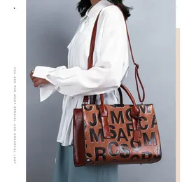 Shoulder Bags Pantent Leather Women Messenger Crocodile Female Crossbody Hand For 2024 High Quality Ladies Handbags