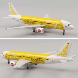 Aircraft Model 20cm 1:400 Thai Yellow A320 Metal Replica Alloy Material With Landing Gear Children's Toys Birthday Gift