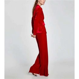 Veet for Women, Notch Lapel Jacket and Pants Business Suits Pantsuit Office Style Female Trouser Suit Custom Made