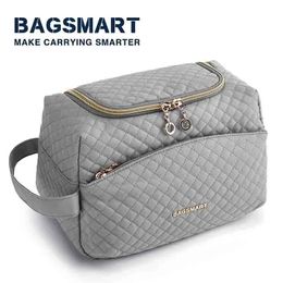 Toiletry Bag for Women BAGSMART Waterproof Kit Travel Lightweight Large Capacity Cosmetic Fit Full Sized Toiletries 240511