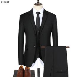 High Quality Men Suits 3 Pieces Elegant Blazer 2 Sets Luxury Wedding Business Vest Pants Coats Formal Jackets 240515