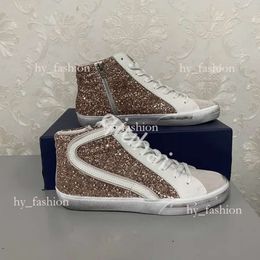 Goldenlies Gooses New Do-old Dirty Designer Shoe Italian Deluxe Brand Sneaker with Classic Leather Glitter Sparkle Man Women Mid Star High Top Style 563