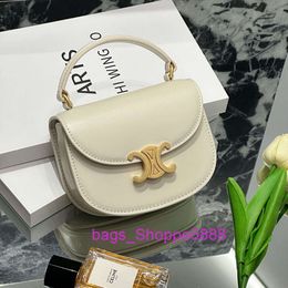 Shops Sell Handbags Online Half Round Saddle Bag Triumphal Arch Box Premium Leather 2024 New Single Shoulder Diagonal Cross Womens N3SW