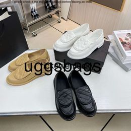 Chanells shoe channel shoes Quilted Turnlock Dress Shoes Real Leather Women Loafer Sandals Moccasin Flats Lambskin With Gold buckle multicolor canvas sneaker Luxu
