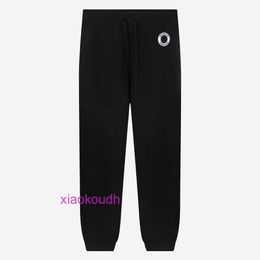 AA BBRBRY Designer Nuovi pantaloni unisex casual classici estivi che acquistano primavera e nuovi prodotti con pantaloni da uomo ricamati di pecore pantaloni sportivi e guardie