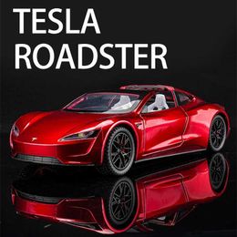 Diecast Model Cars 1/24 Tesla Roadster Convertible Supercar Alloy Model Car Diecast Metal Sound And Light Series Toy Car Childrens Birthday Gift Y2405200RVW