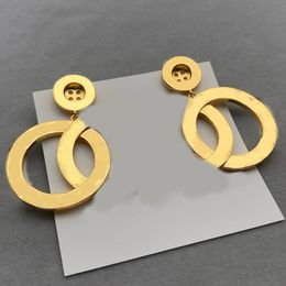 Luxury Designer Fashion Letter Pendant Earrings Women's Gold Dangle Chandelier earrings are used for women's party gift Jewellery