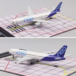 Aircraft Model 20cm 1:400 Original Type A330 Metal Replica Alloy Material With Landing Gear Decorations Children's Toys