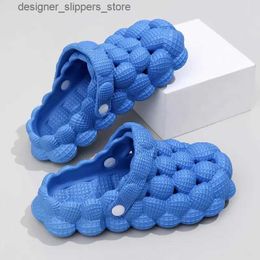 Slippers Comwarm Womens Clogs Slide Cute Bubble Ball Sandals Summer Indoor Massage EVA Slide Outdoor Closed Toe Anti slip Fashion Shoes Q240520