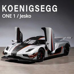 Diecast Model Cars 1 24 Koenigsegg ONE1 Jesko Alloy Die Cast Toy Car Model Sound and Light Pull Back Childrens Toy Collectibles Birthday Gift Y240520IAMN