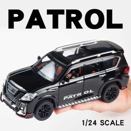 Diecast Model Cars 1 24 Nissan Patrol Off-road SUV Alloy Model Car Diecast Vehicle Toy Models Collectible Iron Toy Car Sound Light Car For Boys Kid Y24052077U4