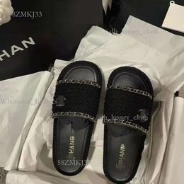 Chanells Ayakkabı Yeni Xiaoxiangfeng Tasarımcı Ayakkabı Chanells Sandal Kadınlar Yaz Chanells Terlik Dış Giyim Plaj Ayakkabı Zinciri Halk Handwoven Plaj Kanalları 816