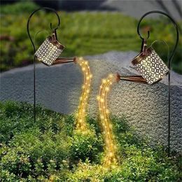 Hollow Forged Iron Star Shower Light Solar Water Tank Fairy Light Garden Decoration Shower and Light Lawn Courtyard Decoration 240518