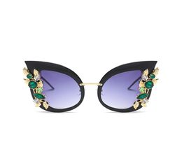 Vintage Crystal Cat Eye Sunglasses Women Luxury Retro Rhinestone Flower Sun Glasses For Sunmmer Beach Eyewear Glass UV4002847032