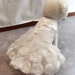 Luxury Designer Puppy Dress for Bride White Pink Girl Dog Wedding Outfit Formal Costume with Lace Rose Flower Small Dog Clothing 240518