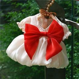 Summer Pet Dog Dress Luxury Bowknot Dog Pearl Princess Skirts Pet Clothes For Small Medium Dogs Cats Skirt Puppy Wedding Dresses 240518