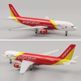 Aircraft Model 20cm 1:400 Vietjet A320 Metal Replica Alloy Material With Landing Gear Ornaments Children's Toys Boys Gifts 85