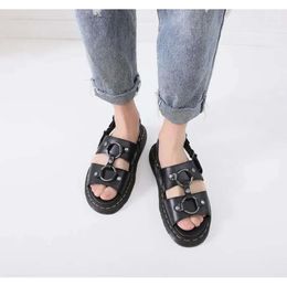 Gürtel massive Rom Schnalle Sandalen S Farb Sommer Frauen Schuhe flache niedrige Absatz Offene Zehen flache Pumpen lässig große Chaussures Femme Sandalenschuhpumpe 5fa Caual Chauure