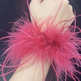 Real Ostrich feather cuff plumes bracelet for women white Cuffs pens Shirt with feathers girls fur cuffs ornament boa plume 240513