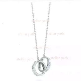 Tiffanyjewelry Luxury Tiffanyjewelry Pendant Necklaces Womens Designer Jewelry Fashion Street Classic Ladies Dual Ring Necklace Party Birthday Gift 520