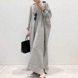 Maternity Dresses Loose pregnant woman breast enhancement shirt spring and autumn womens long sleeved striped care shirt Vestido maternity clothing d240520