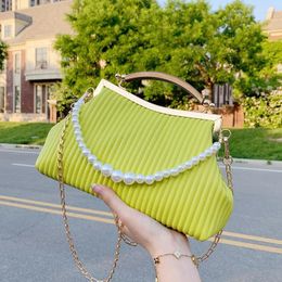 Evening Bags Elegant Clip Bag Frame Crossbody For Women Handbags Pleated 2024 Trend Shoulder Purse Luxury Designer