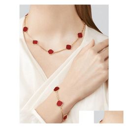 Pendant Necklaces Clover Necklace Luxury Jewelry Set For Women 10 Motifs And Bracelets 5 White Lucky Flower Bracelet Designer Womens W Otemd