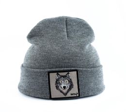 Whole 2019 New Fashion Mens Beanie Animal Wolf Embroidery Winter Hats Knitted Beanies For Men Streetwear Hip hop Skullies Bonn9687791