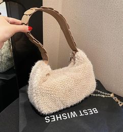 Fashion Designer Women039s Plush Shoulder Bags Luxury Faux Fur Handbag Ladies Large Capacity Tote Bag Chain Crossbody Female Pu3252342