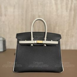 12A Top Mirror Quality Designer Tote Bags Creative Color Matching Design Gold Buckle Embellished 25cm Minimalist Style Women's Luxury Handbags With Exquisite Box.