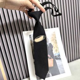 Neck Ties New Luxury Designer Womens Ties Classic Chain Tie For Men Unisex Free Shirt Alloy Versatile Bowtie Fashion Necktie Accessories CSD2310122