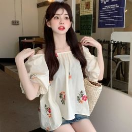 スラッシュネックTシャツ女性2024夏夏の新しいデザインシフォンショートスリーブブラウスオフィスレディ韓国スタイルファッション汎用カジュアルトップ