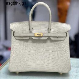 Designer Handbags Nile Crocodile Leather Bag 2530 Handmade Inverted v Handheld High Capacity Womens rj