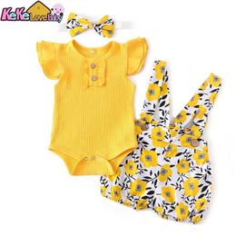 Clothing Sets Summer baby girl clothing set fashionable newborn baby knitted cotton pleated jumpsuit shorts with bow headband 3pcs toddler clothing J240518