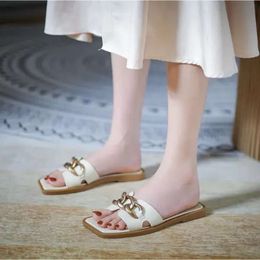 open Women Scuffs Genuine Leather Slippers vintage Fashion flat heel Metal buckle square toes outdoors Sandals c1a