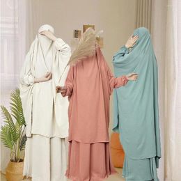 Ethnic Clothing Middle Eastern Muslim Women's Robe Plain Two-piece Ice Silk Wrinkled Strap Skirt