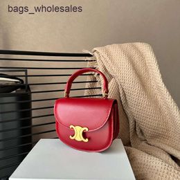 Factory Stores Wholesale and Retail Mini Small Bag Womens 2024 New Light Luxury Wedding Triumphal Arch Lock Saddle Single Shoulder Crossbody6Z7N