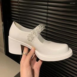 Dress Shoes 2024 White Big Head Women's Japanese Small Leather Round Thick Heel Retro Water Diamond Mary Jane