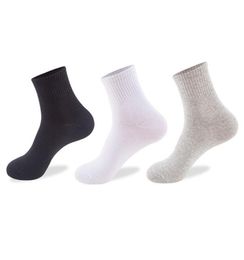 1 Pairs New Fashion Unisex Cute Polyester Socks Men Solid Colour Ankle Sock Man Meias Gifts For Mens Random Colors5214713