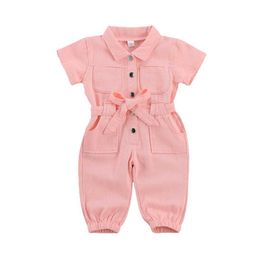 Jumpsuits Baby baby girl denim jumpsuit work clothes one piece toddler pocket short sleeved jumpsuit Y240520CBGQ