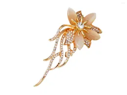 Brooches Vintage Style Golden Tone Brooch Sparkly Clear Crystal Rhinetones Flower Bouquet & Pins