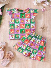 Clothing Sets Girls Summer New Childrens Fun Set Fruit Pattern Print Small Flying Sleeve Design Casual And Cool Two-Piece Set Y240520LEU3