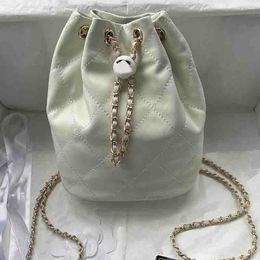 Vintage Pearl Chain Women Shoulder Bag 22CM Leather Matelasse Chain Gold Hardware Crossbody Designer Bag Cute Print Luxury Handbag Trend Card Holder Fanny Pack