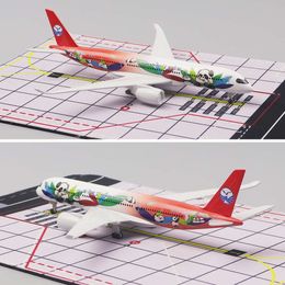 Aircraft Model 20cm 1:400 Sichuan Can Cat A350 Metal Replica Alloy Material With Landing Gear Wheels Ornaments Gift Toys
