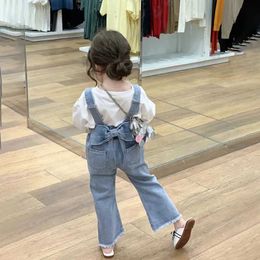 Jumpsuits Girls cute bow Dungaraes casual pants childrens micro flat jeans jumpsuit denim top baby clothing set Y240520KKNG