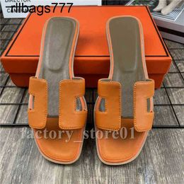 Home Slipper Ms Slippers Oran Sandal Summer Pretty Womens Sandals Beach Slide Crocodile Skin Leather Flip Flops Sexy Heels Fashion Orange Scuffs