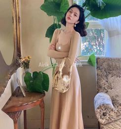 Jiuwu French style retro style square neck longsleeved knitted dress with waistband and thin Vneck Aline knitted dress for wome4916563